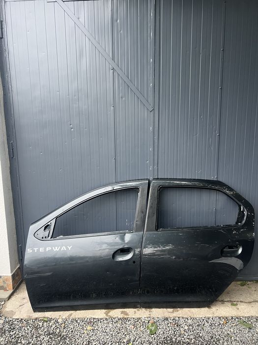 Usa stanga fata spate dacia logan 2