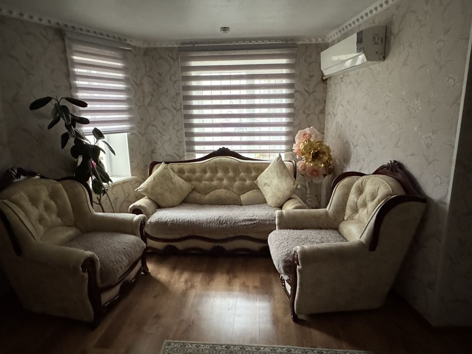 Диван два кресла мягкий уголок