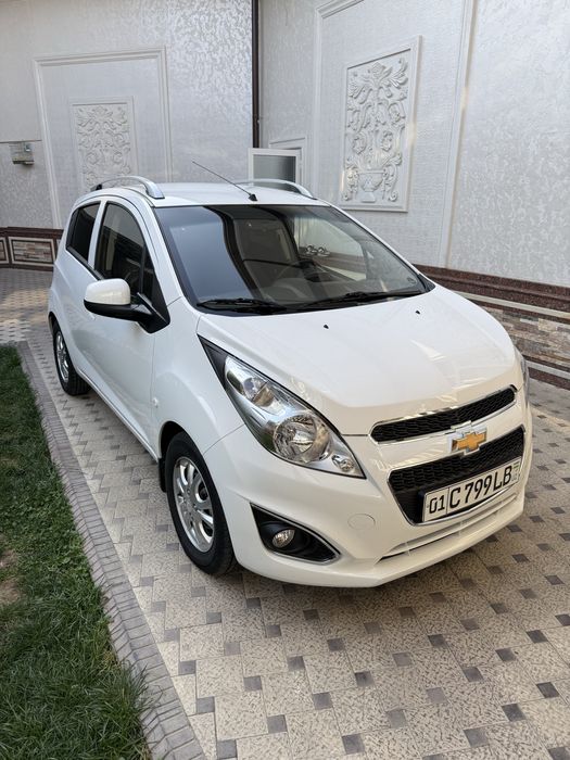 Spark Avtomat 2022-yil oq toza