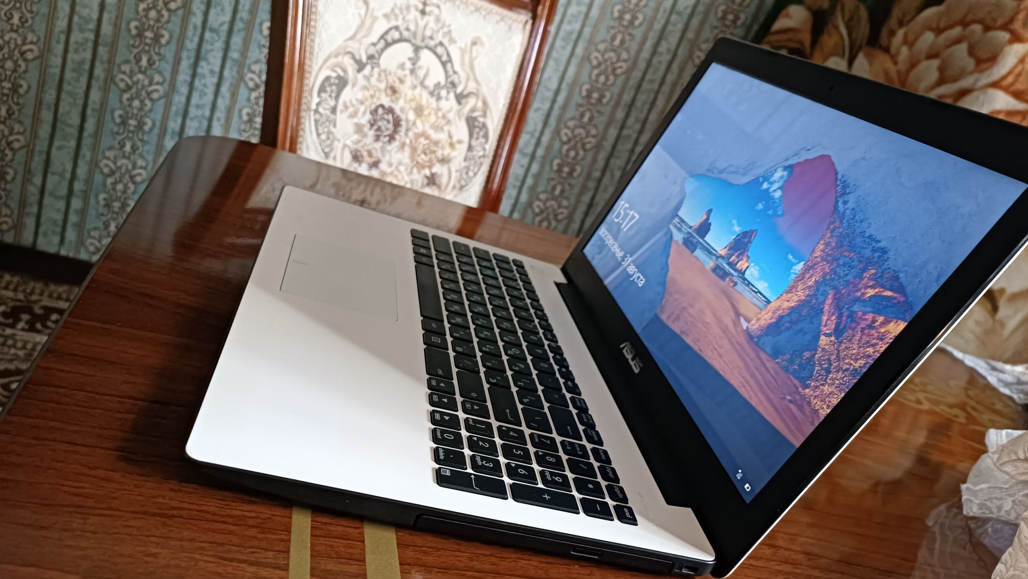 Asus X553M notebook
