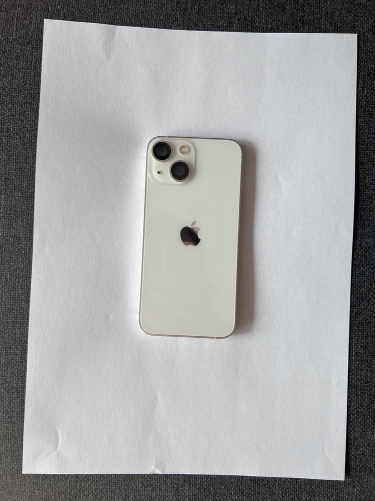 Carcasa iPhone 13 white  Originala 399 lei
