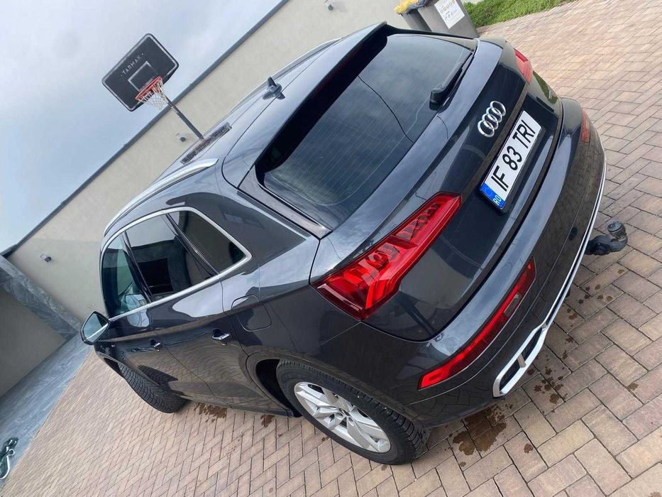 Audi Q5 55 TFSI E 68.000 km Hibrid Plug In 367 CP tinuta in garaj