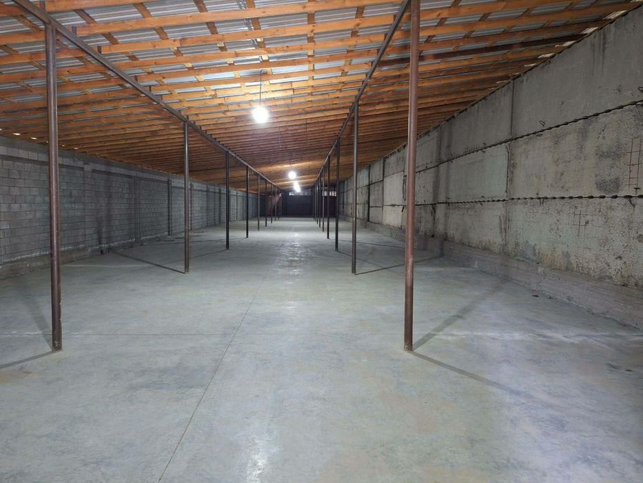 Продаётся 6 400 м² производственная база.