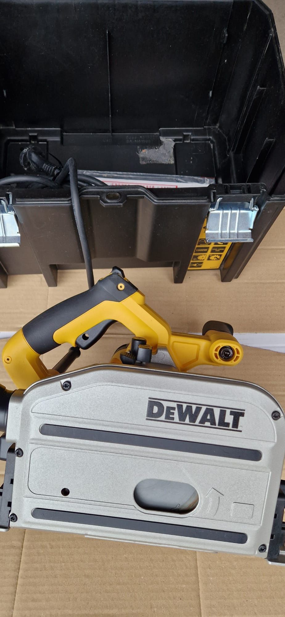 Dewalt circular cu plonjare