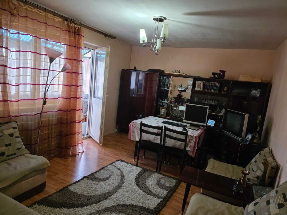 Vand apartament 2 camere Kogalniceanu