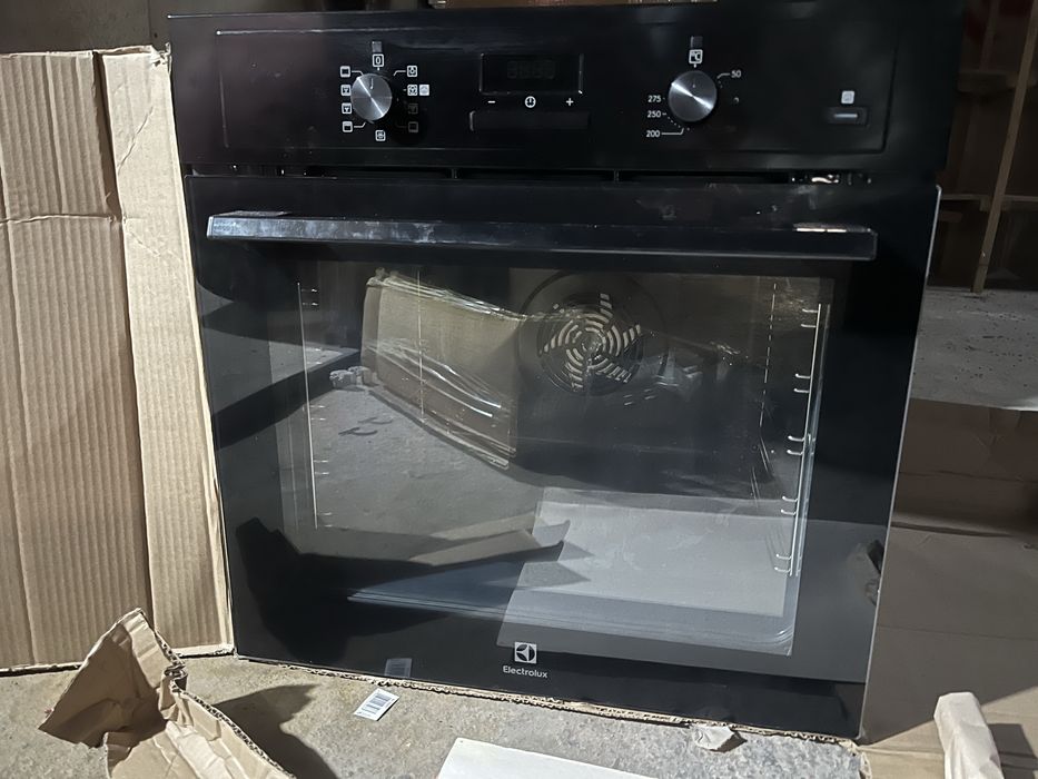 Электрическая духовка.