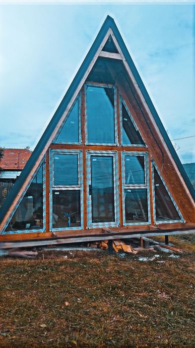 Realizam pe comanda tamplarie PVC de calitate superioare !