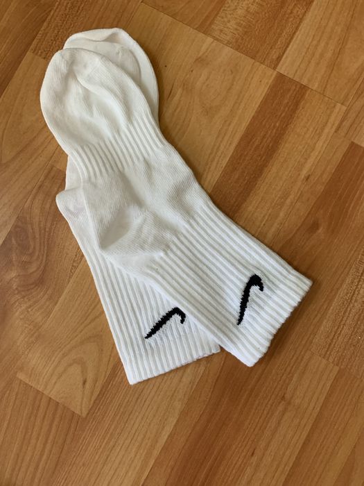 Vând ciorapi Nike