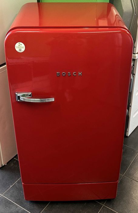 Хладилник Bosch Classic Edition | 127 см| ретро дизайн