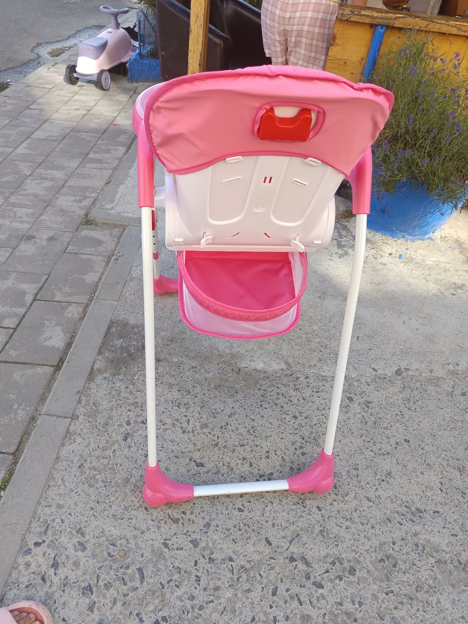 Scaun de masa bebeluși