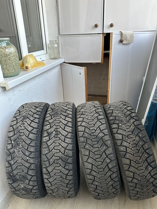 Зимние шипованные шины Б/У TUNGA NORDWAY 185/65 R15 полный комплект