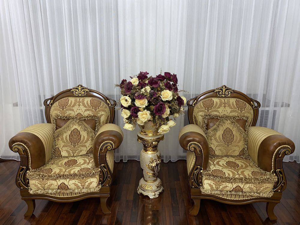 Продается мягкая мебель в гостиную , производство Турция