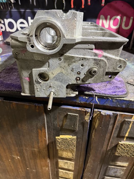 Chiulasa VW Transporter 1.9 cod motor AXB