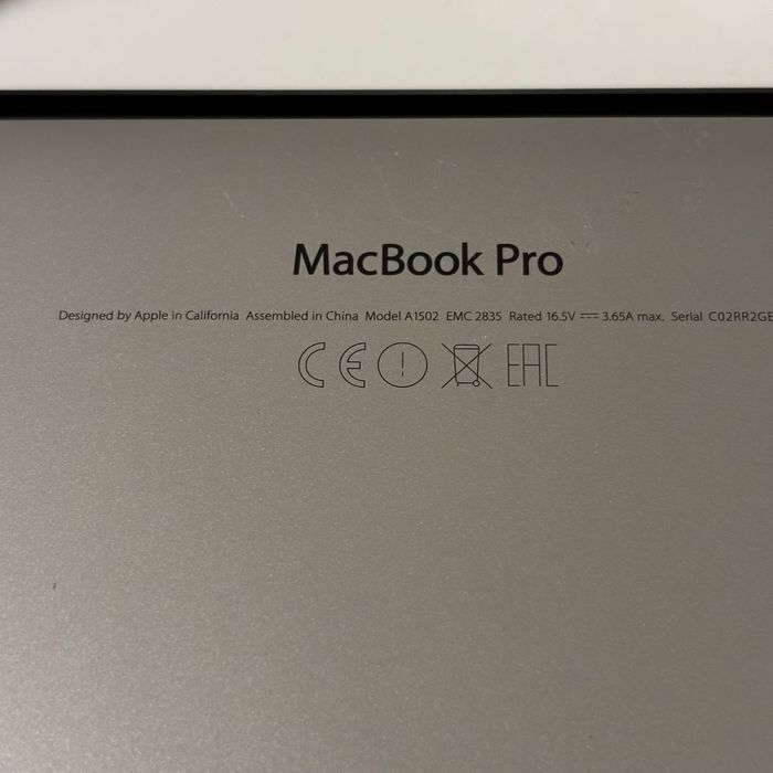 Laptop MacBook Pro 13 inch i5 SSD 512 GB