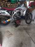 Vând sau schimb  doar cu cross 2t  Atv  sau quad  minim 300cc.
