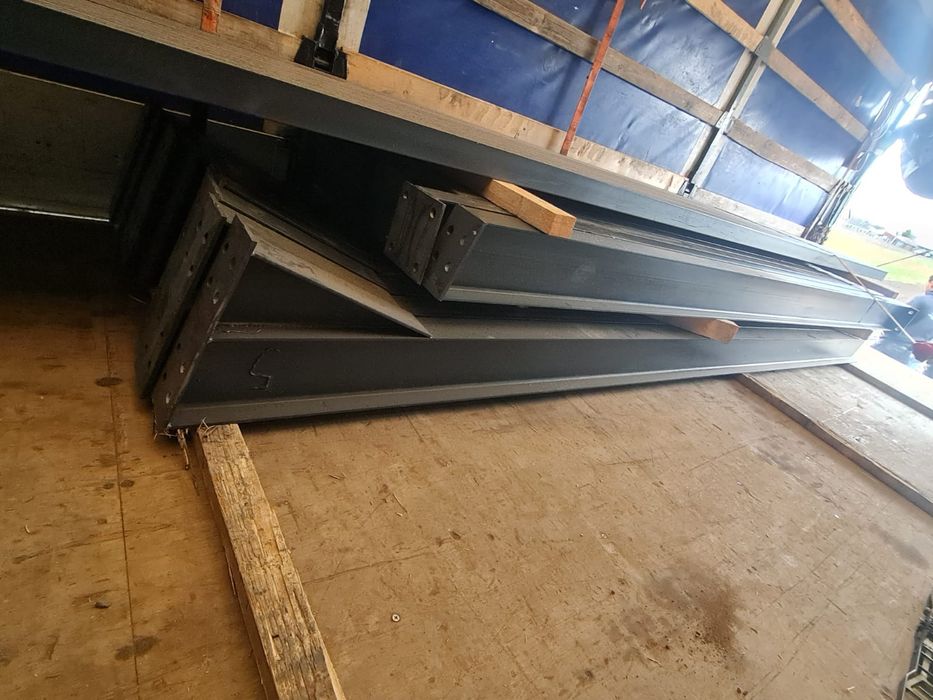 vând structuri metalice 8 m cu 20 m cu 4 10 m cu 30