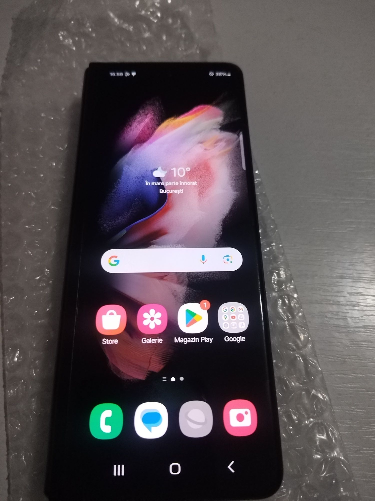 Samsung galaxy z fold 3 stare excelenta