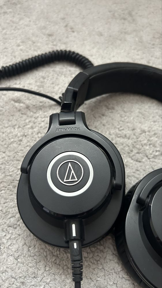 Слушалки Audio Technika ATH M40x