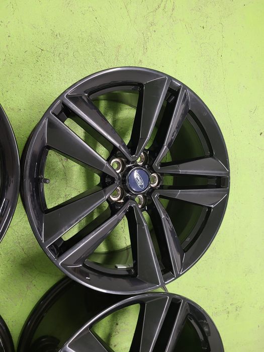 19 5x114.3 Ford Mustang лети джанти 5х114.3 форд мустанг