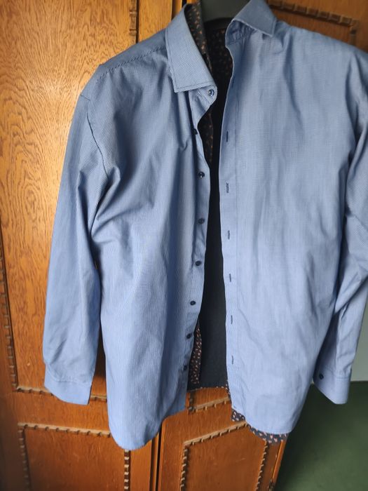 Cămașă bărbați 3 bucăți 50lei toate mărimea L