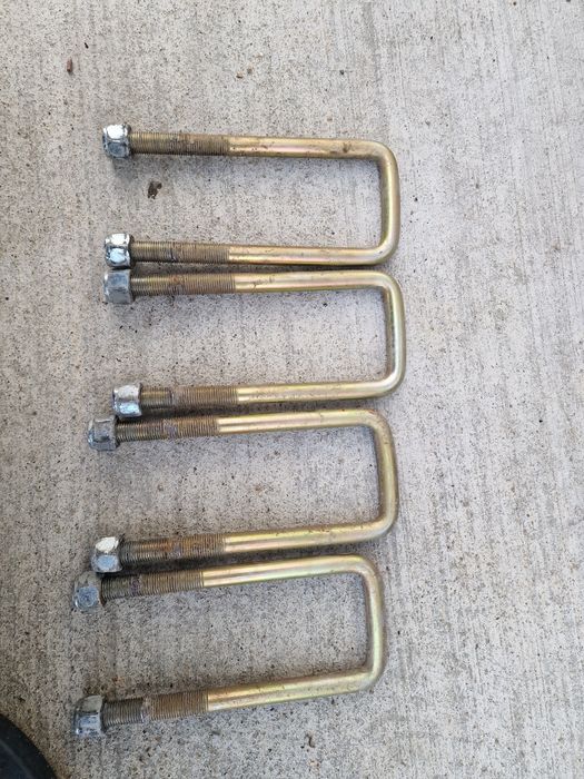 Скоби за ресьори Iveco Deily