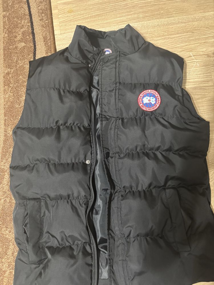 Грейка на Canada Goose