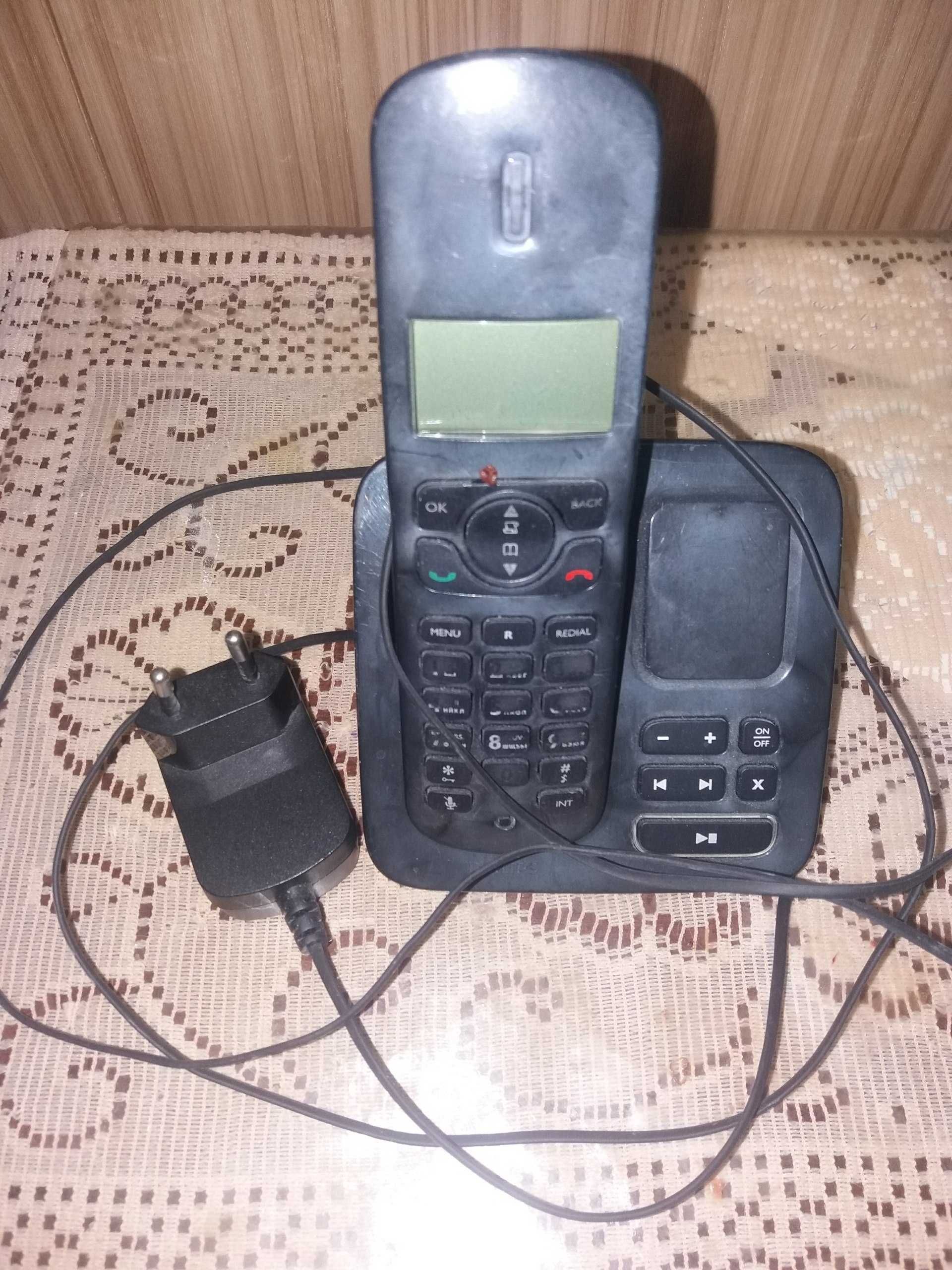 Радиотелефон Philips с автоответчиком