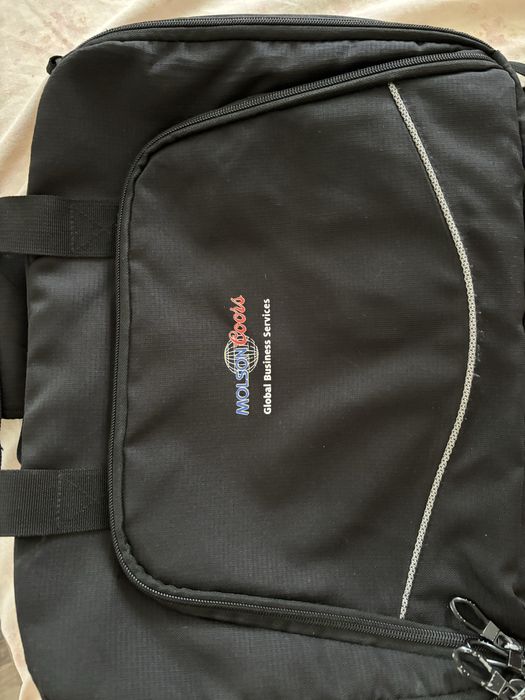Ghiozdan/ geanta laptop