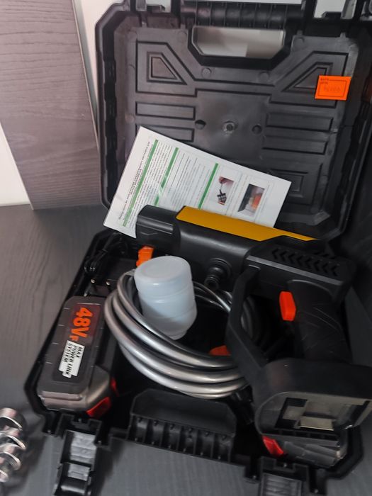Продам аккумуляторную автомойку 48V