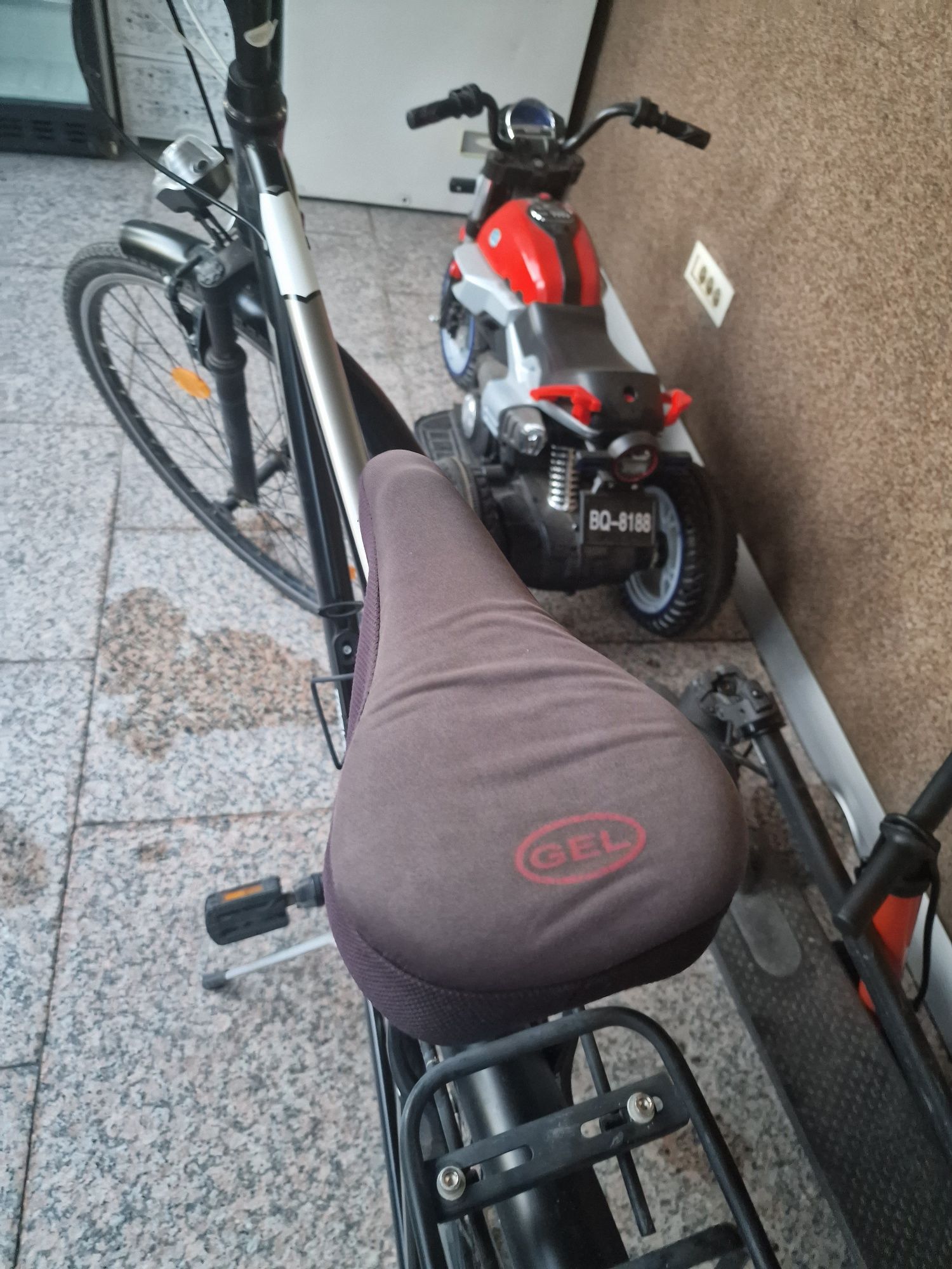 Bicicleta travel noua schimb.