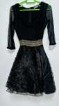 Rochie neagra din dantela marimea 36