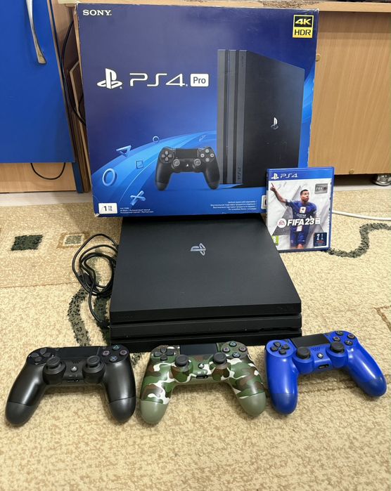Продам PlayStation 4 pro 1 TB