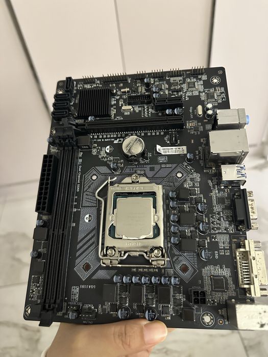 Материнская плата CF 110m и процессор Core I3-7100