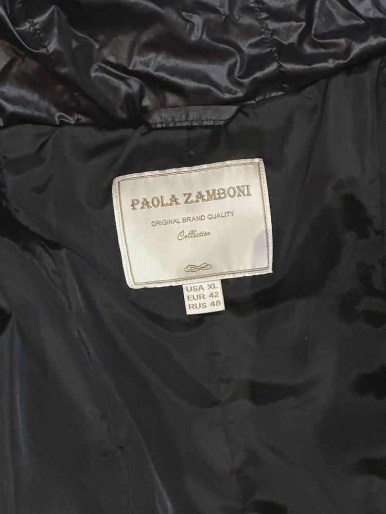 Болоневое пальто в отличном состояние Paola Zamboni
