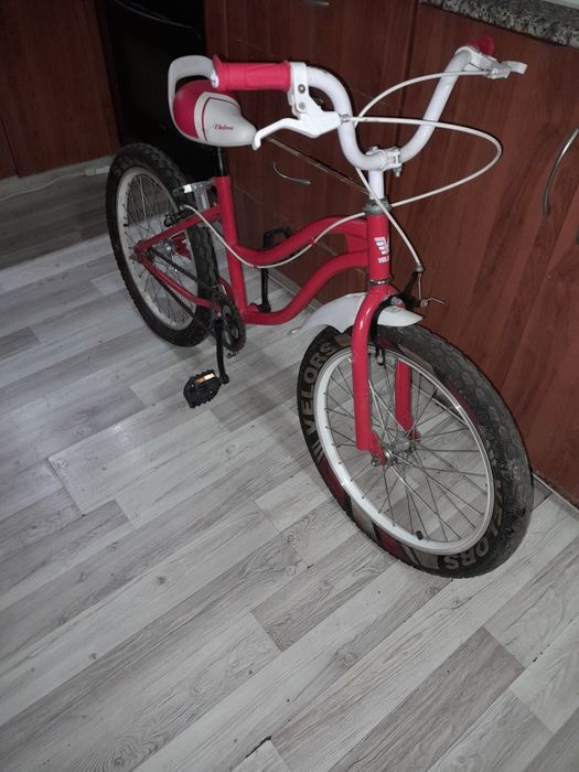 Bicicleta copii între 8 și 14 ani