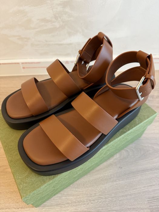 Hugo Boss Sandals 37