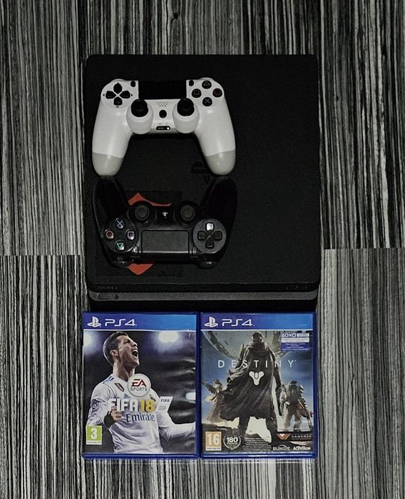 Consola Sony ps 4 slim+ 3 jocuri