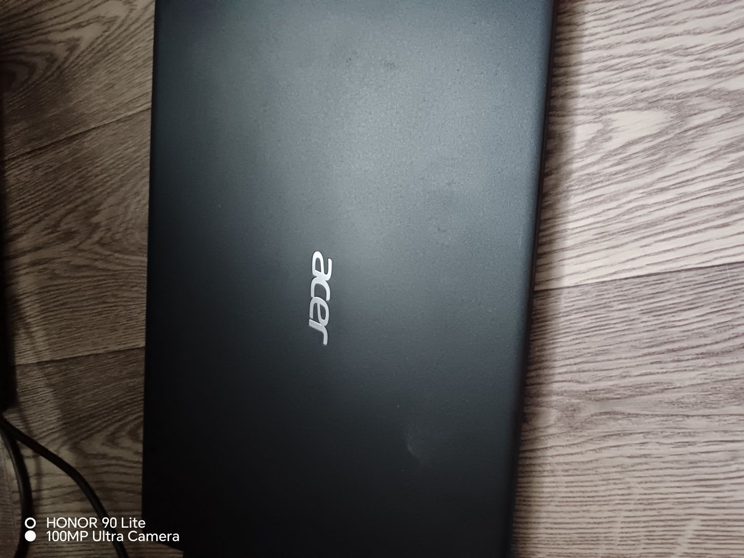 Ноутбук *Acer* практически новый