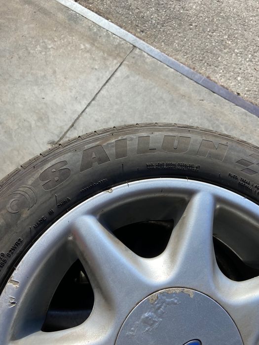 Алуминиеви джанти с гуми за Форд