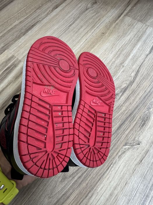 Оригинални детски кецове Air Jordan 1 Retro Mid! 29,5 н