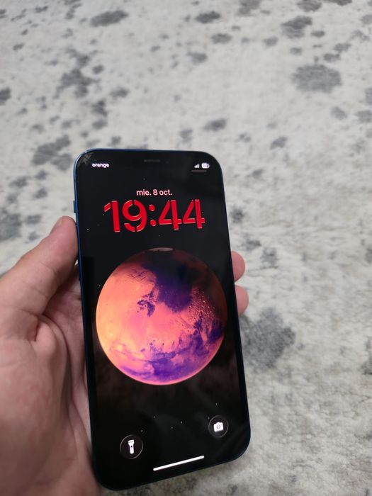 Vând iphone 12 64gb