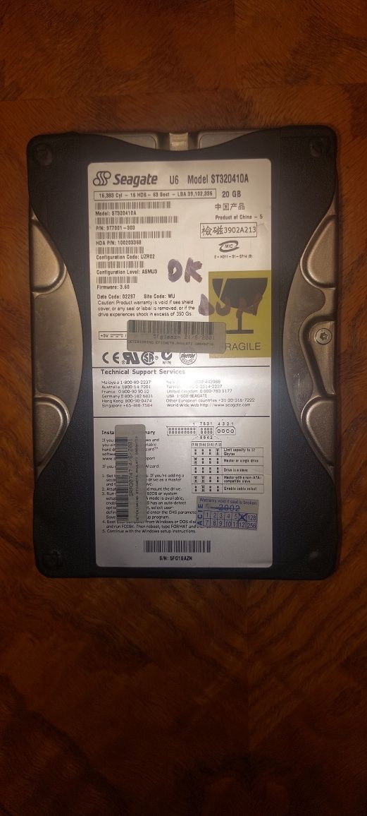 Hard disk pc 20 gb.