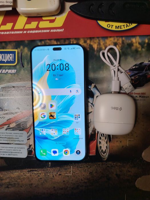 HONOR 200 Lite телефонът е нов