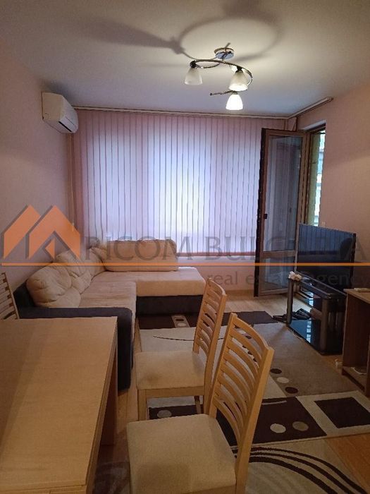 Продава се Двустаен апартамент в Варна, Център - 59 кв.м за 2967 €/кв.м - Снимка #1