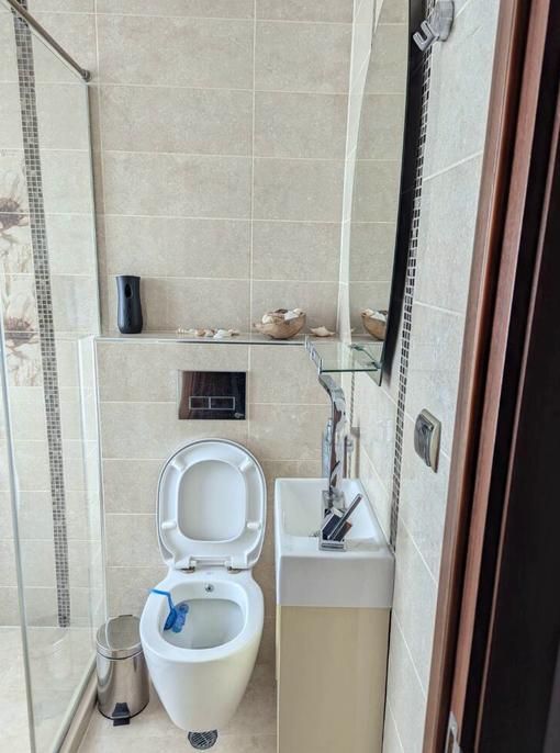 Дава се под наем Тристаен апартамент в Пловдив, Кършияка - 100 кв.м за 700 € - Снимка #8