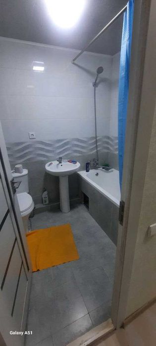 Продается 4х комнатная квартира, Район Янги Хаёт, Спутник 16, 0837