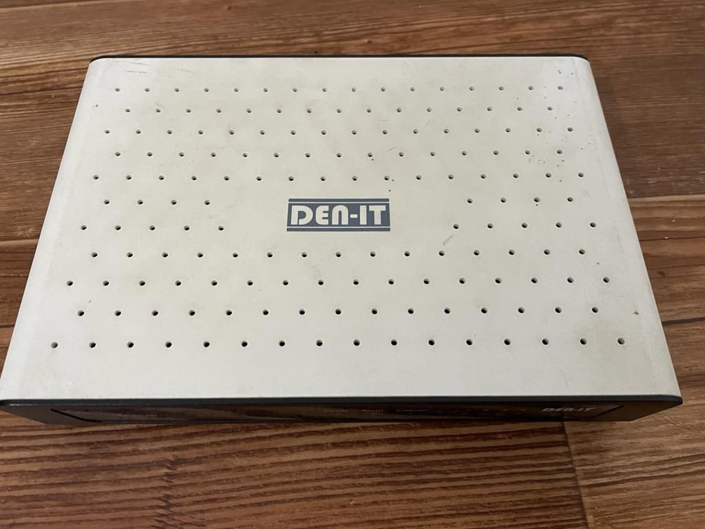 Модем Den-It ADSL2+Router