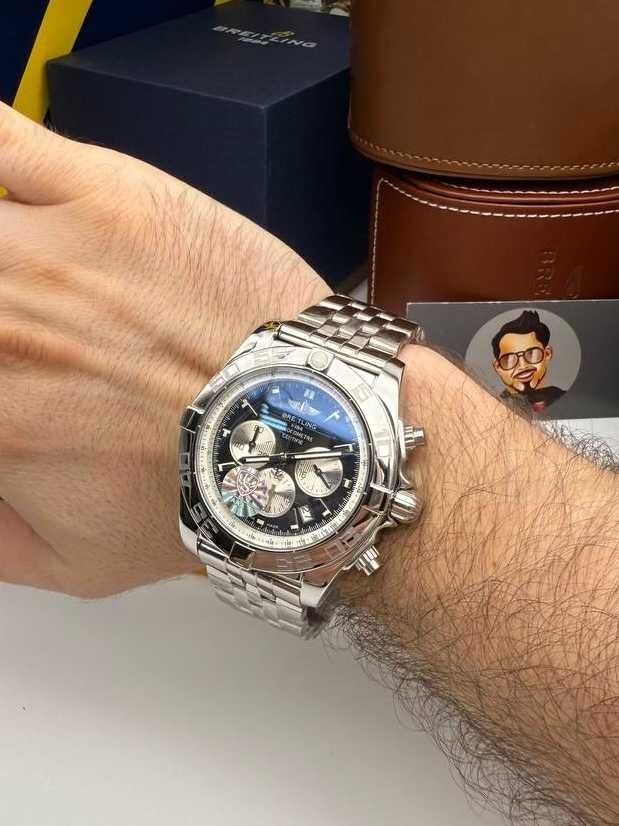 Breitling Avenger Chrono 2