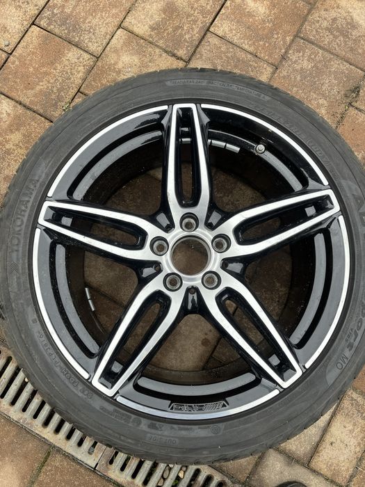 O 1 bucata  Janta spate  originala Mercedes Amg e w213