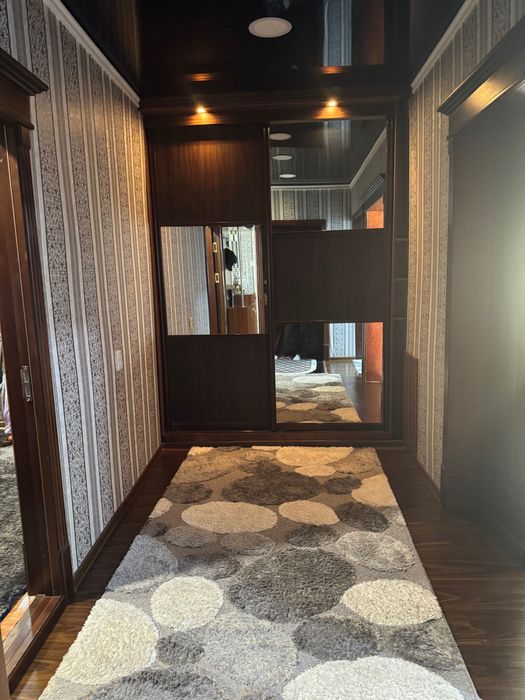 Продам свою квартиру в самом центре города!!